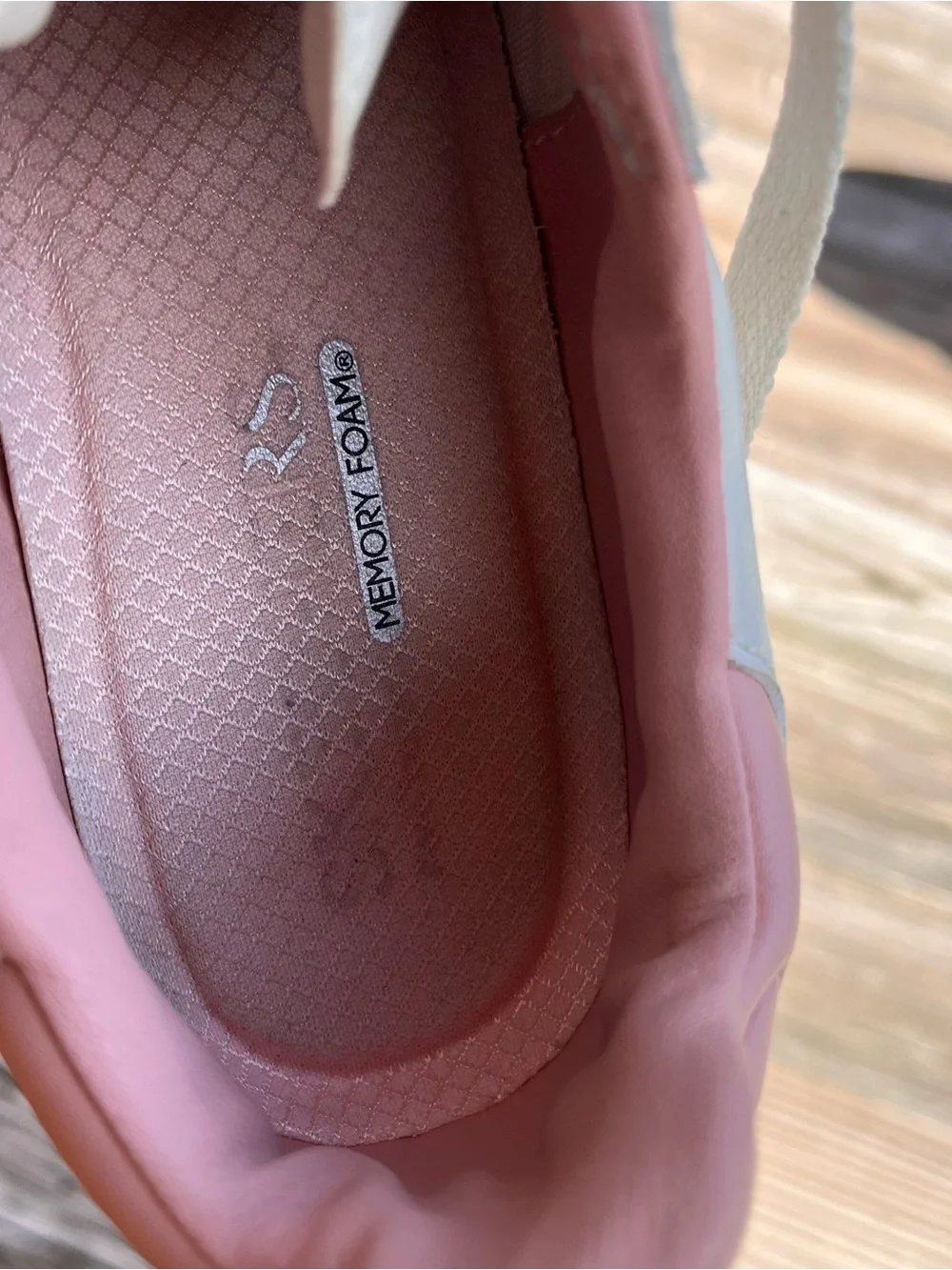 SKECHERS Hotshot Kickoff Court & Classic Sneakers Size 9 White Pink Profile - Picture 16 of 16